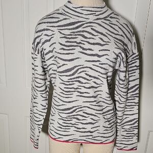 Anthropologie Gray‎ and White Zebra Lizzie Mock Turdleneck Neck Sweater Meduim